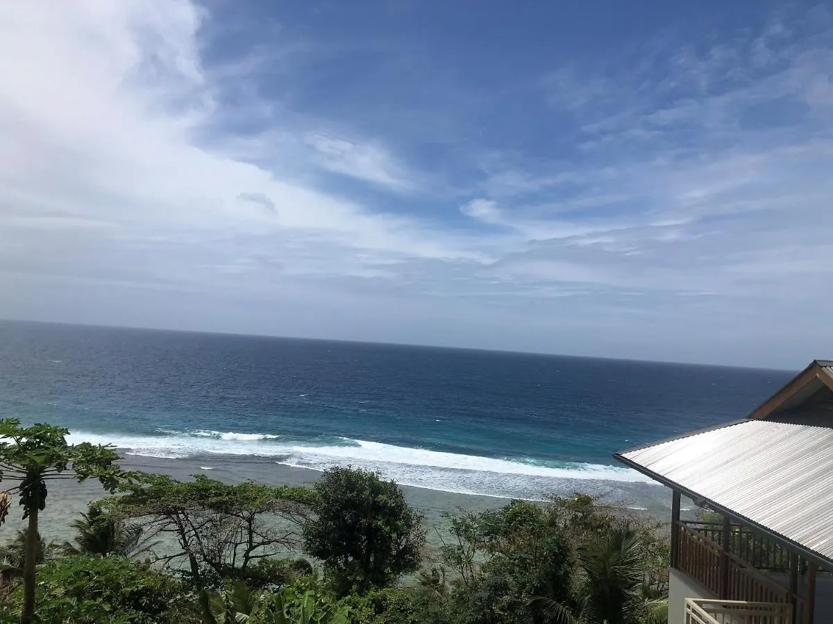 Paradise Chalets Yoga & Wellness Takamaka Hotel