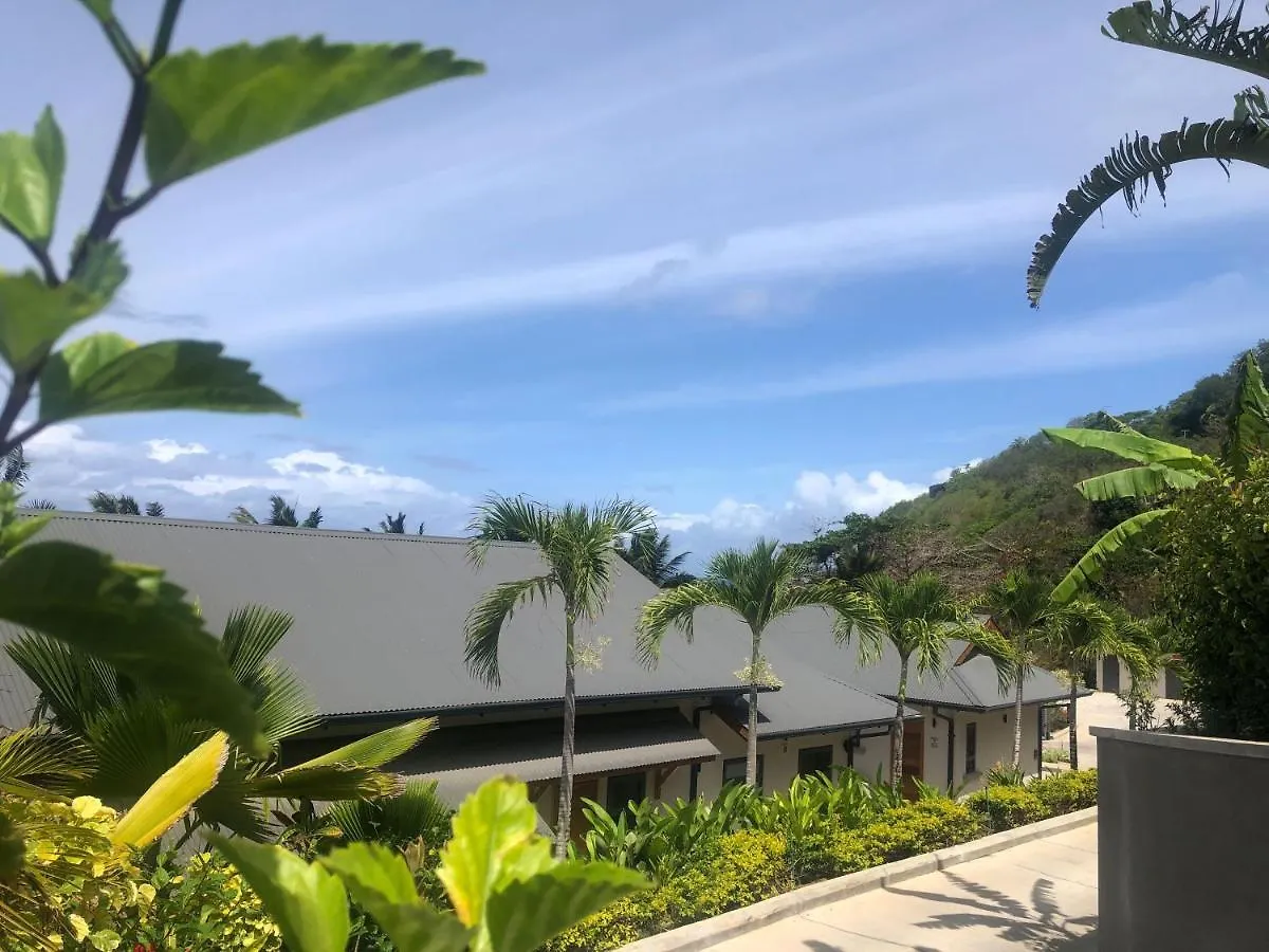 Paradise Chalets Yoga & Wellness Takamaka Hotel