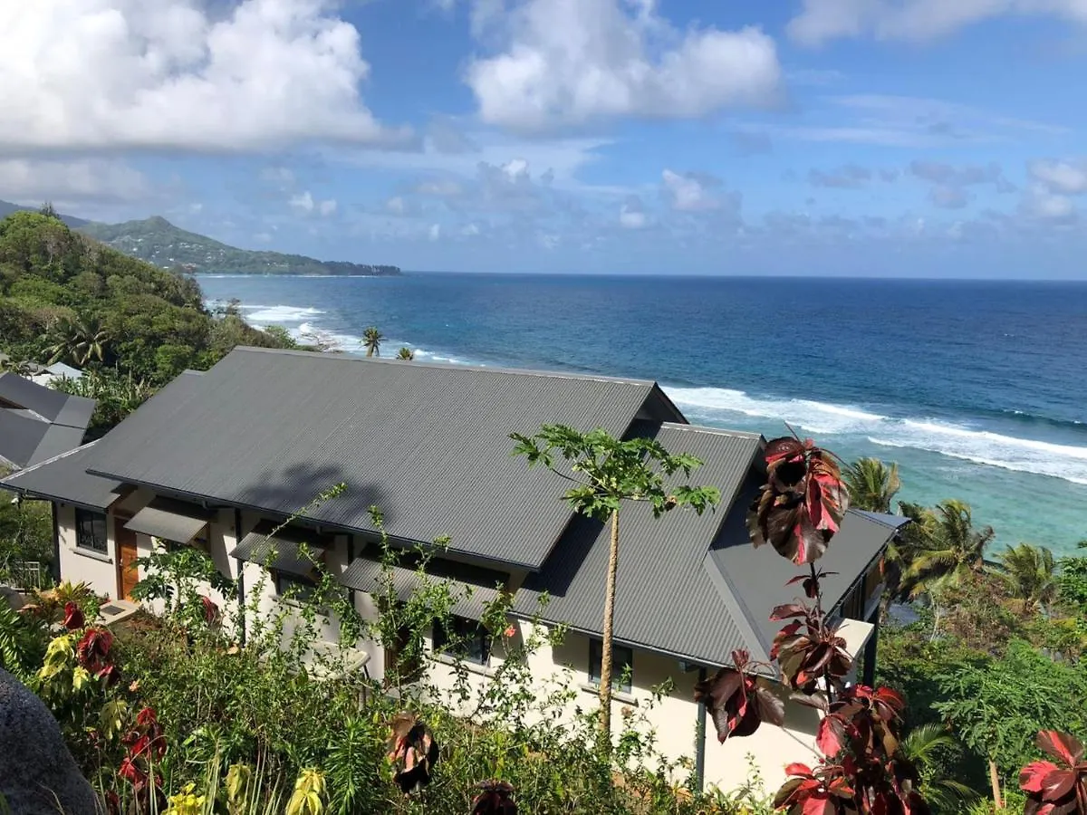 Hotel Paradise Chalets Yoga & Wellness Takamaka