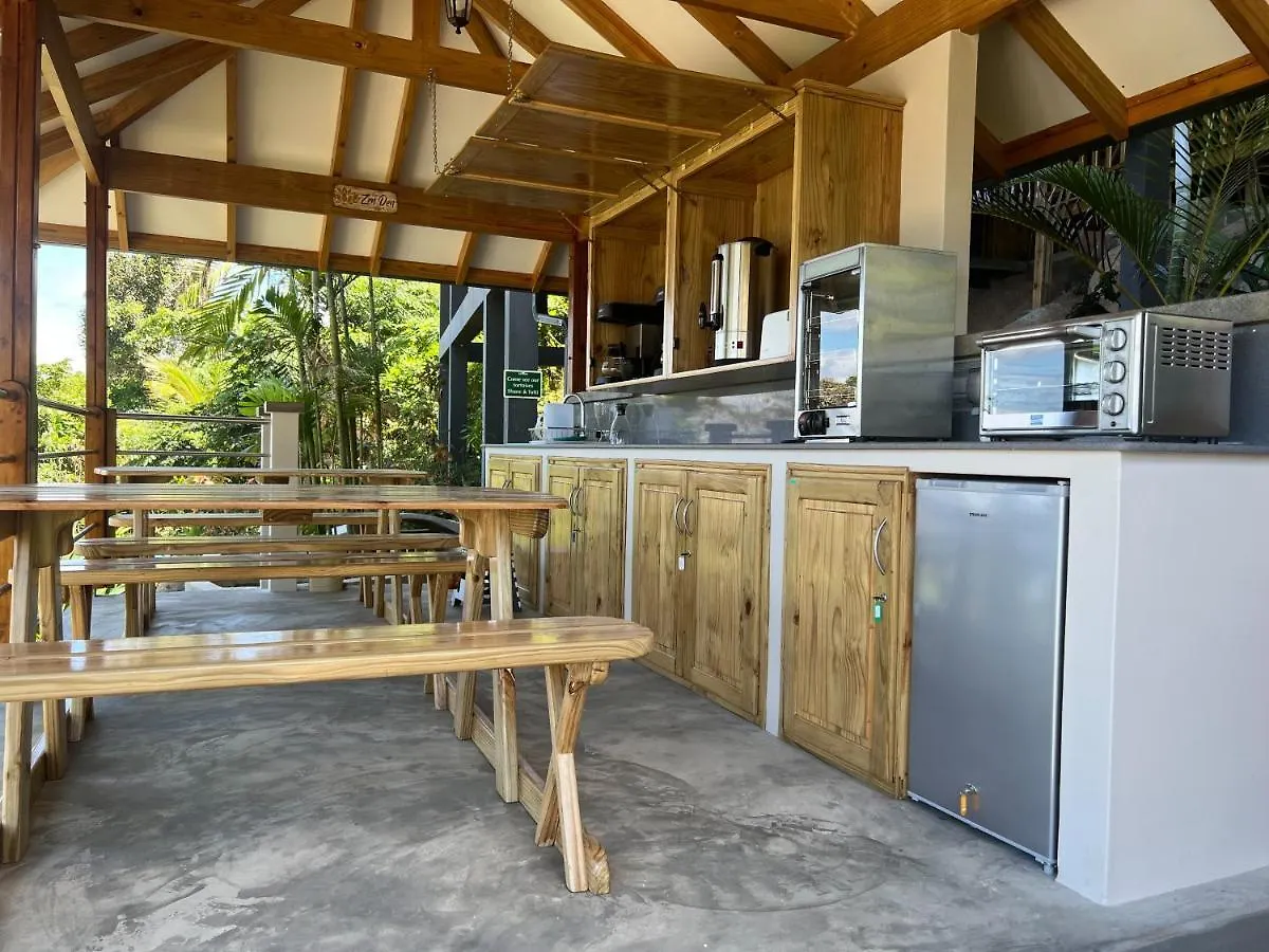 Paradise Chalets Yoga & Wellness Takamaka Seychelles