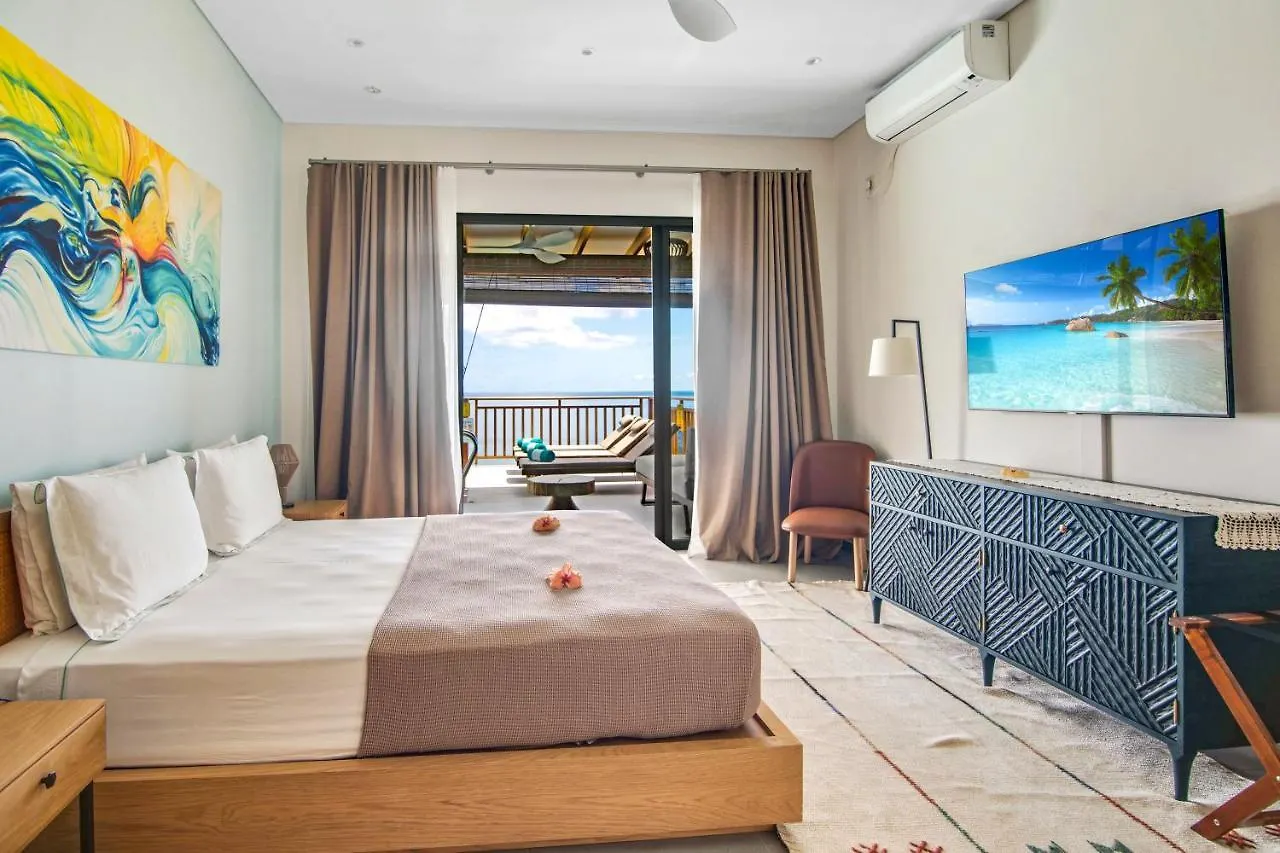 Paradise Chalets Yoga & Wellness Takamaka Hotel