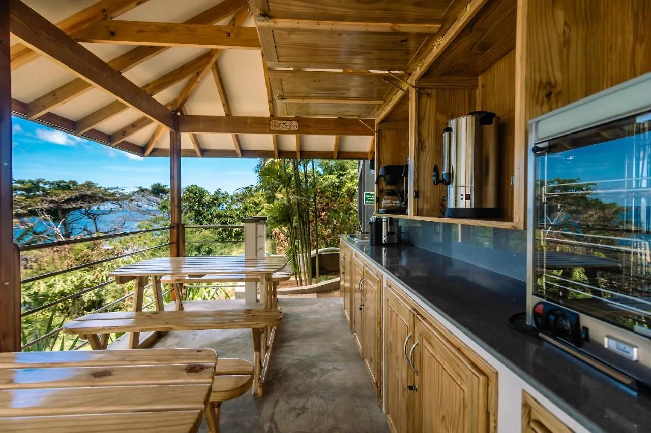 Paradise Chalets Yoga & Wellness Takamaka